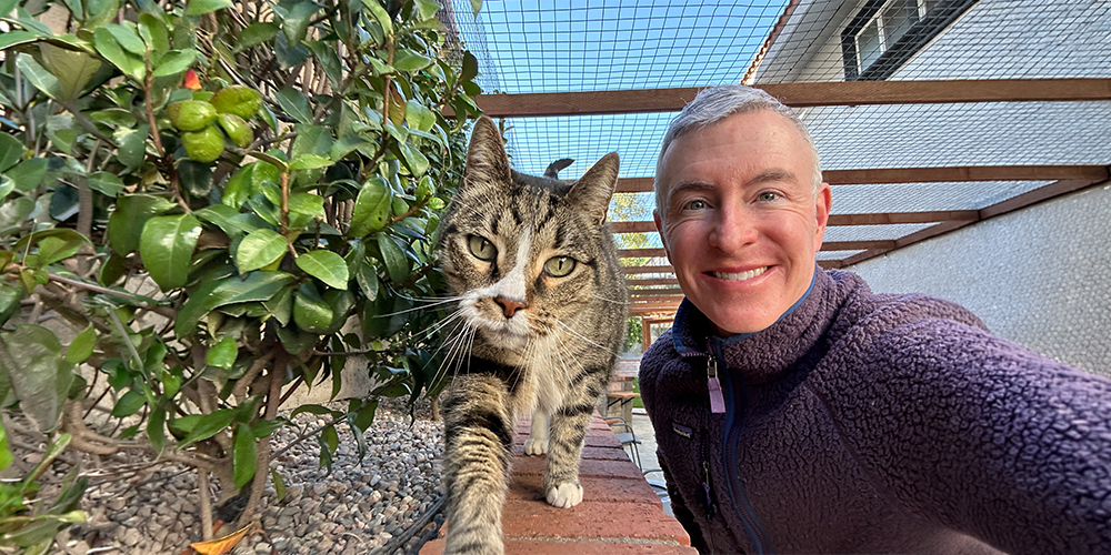 Animal communication with cats - Michael Burke